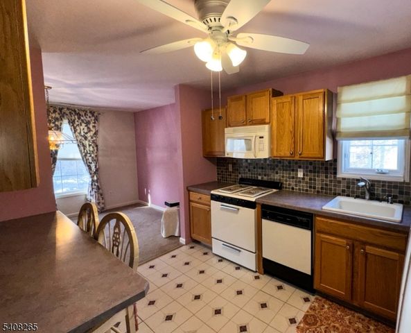 34 Chanda Ct 34, Clifton City, NJ 07012