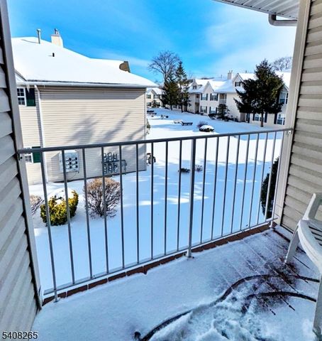 34 Chanda Ct 34, Clifton City, NJ 07012