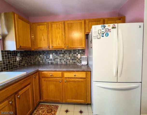 34 Chanda Ct 34, Clifton City, NJ 07012