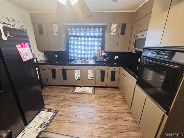1148 Niagara Avenue, Niagara Falls, NY 14305
