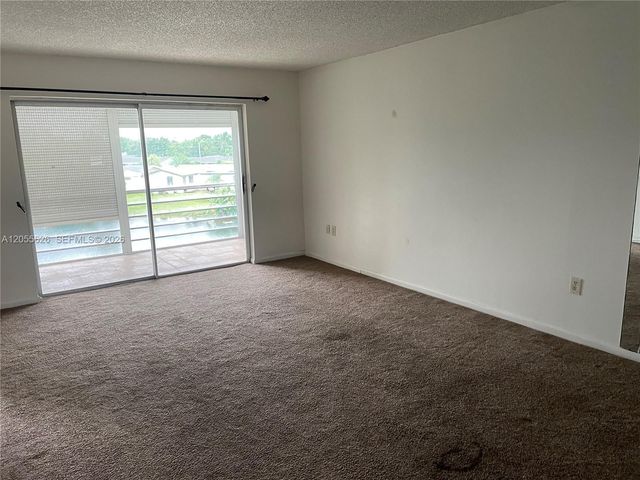 8135 Sunrise Lakes Blvd 309, Sunrise, FL 33322