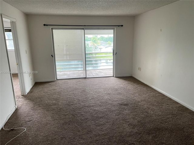 8135 Sunrise Lakes Blvd 309, Sunrise, FL 33322