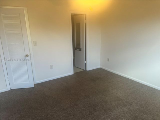 8135 Sunrise Lakes Blvd 309, Sunrise, FL 33322