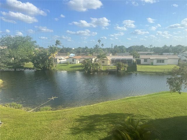 8135 Sunrise Lakes Blvd 309, Sunrise, FL 33322