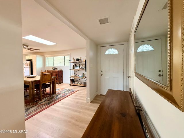 2523 W Calle Paraíso, Tucson, AZ 85745