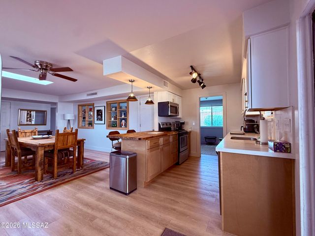 2523 W Calle Paraíso, Tucson, AZ 85745