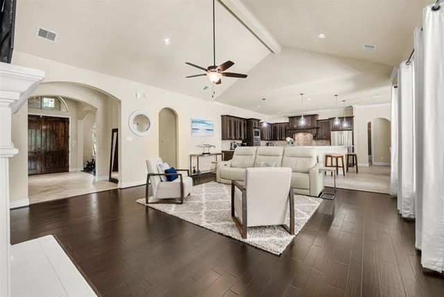 8992 Wind Jammer Lane, Montgomery, TX 77316