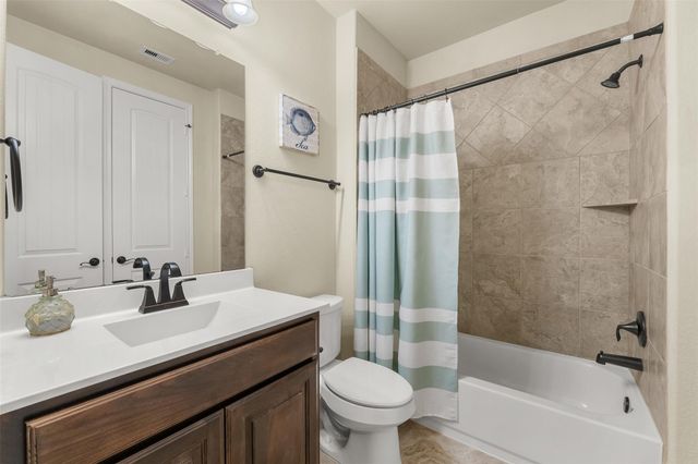 8992 Wind Jammer Lane, Montgomery, TX 77316