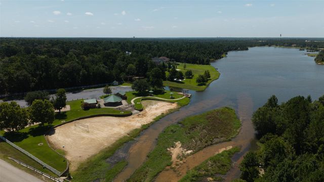 8992 Wind Jammer Lane, Montgomery, TX 77316