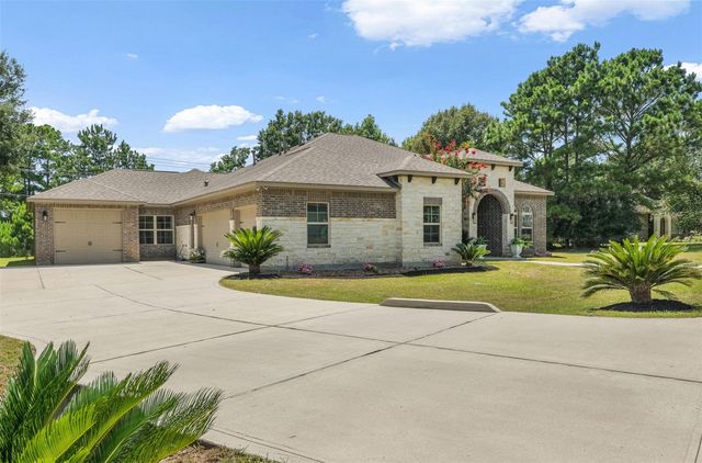 8992 Wind Jammer Lane, Montgomery, TX 77316