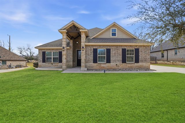 6403 Westover Drive, Granbury, TX 76049