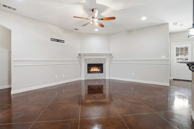 6403 Westover Drive, Granbury, TX 76049