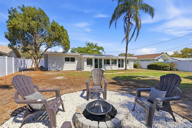 2325 GLENMOOR ROAD N, Clearwater, FL 33764