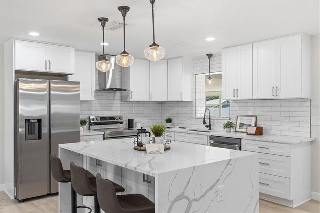 2325 GLENMOOR ROAD N, Clearwater, FL 33764