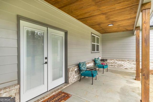 216 Creekside Trail, Forsyth, GA 31029