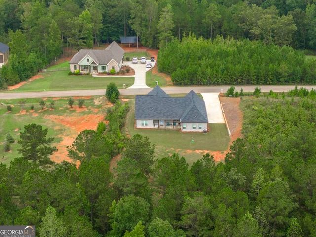 216 Creekside Trail, Forsyth, GA 31029