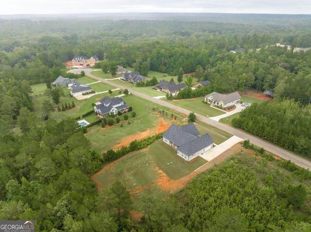 216 Creekside Trail, Forsyth, GA 31029