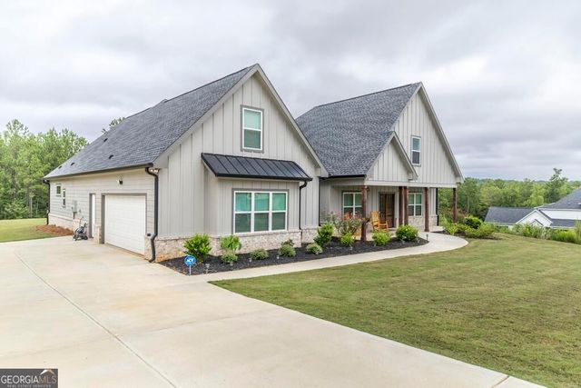 216 Creekside Trail, Forsyth, GA 31029