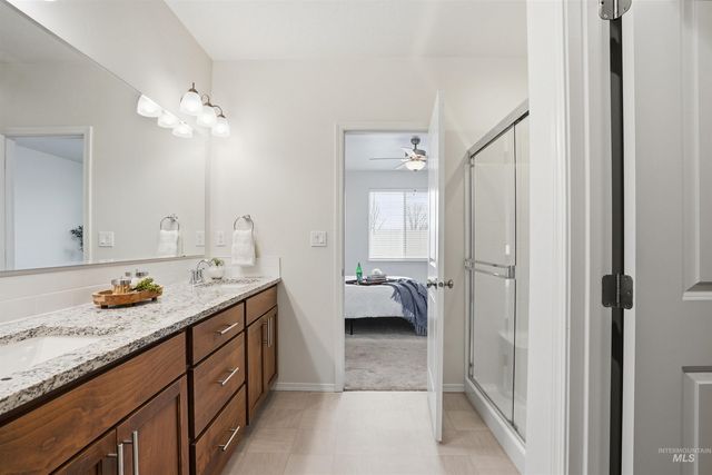 18522 White Rose Pl, Nampa, ID 83687