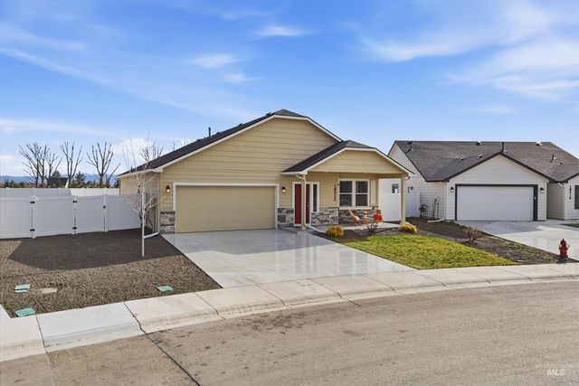 18522 White Rose Pl, Nampa, ID 83687