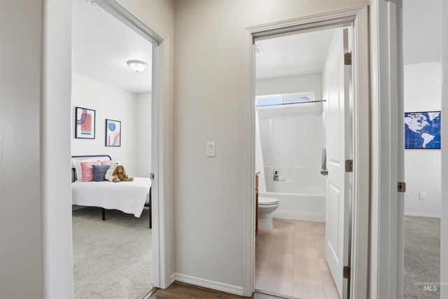 18522 White Rose Pl, Nampa, ID 83687