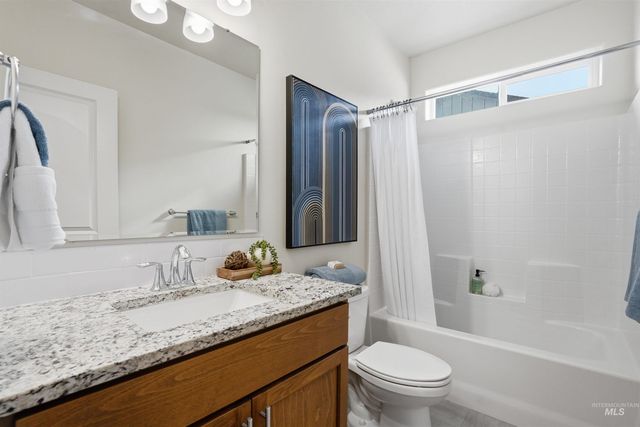 18522 White Rose Pl, Nampa, ID 83687