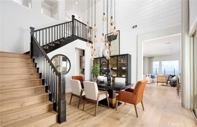 11832 Canoga Avenue, Chatsworth, CA 91311