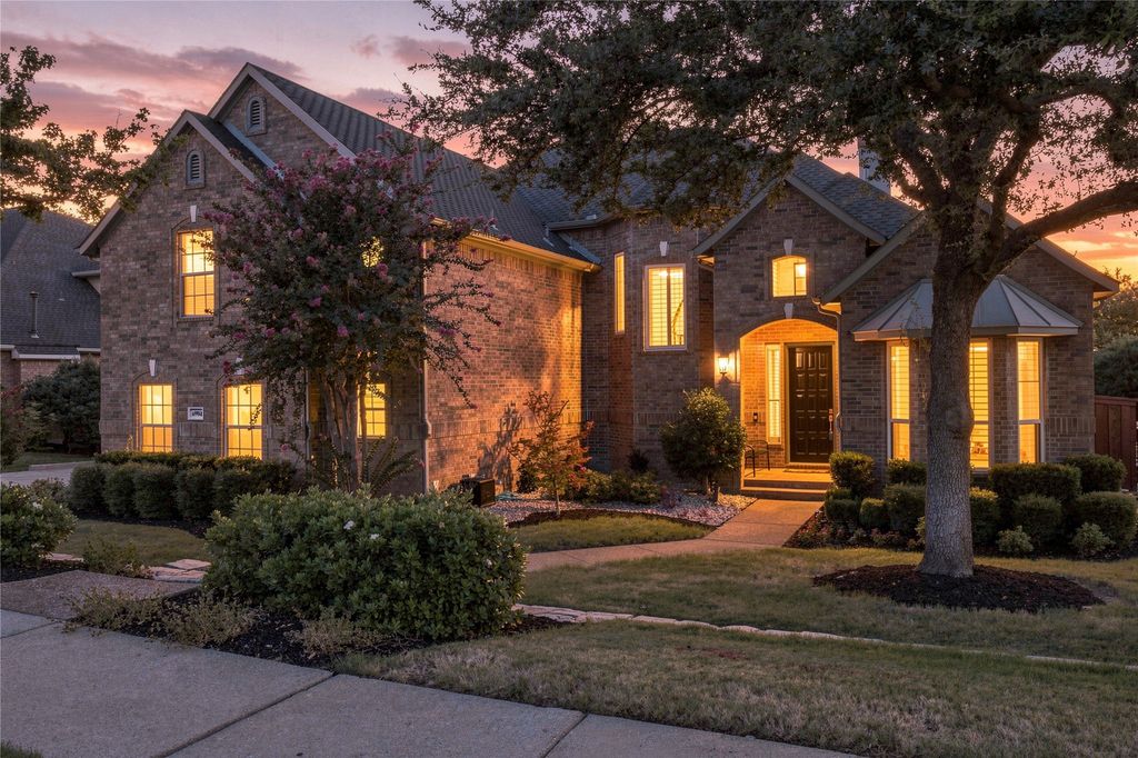 6904 Edgewater Drive, Mckinney, TX 75072