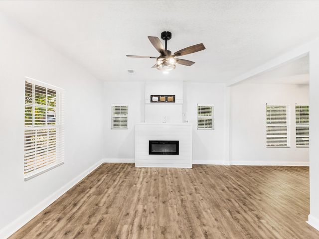 3435 Avenue M, Fort Worth, TX 76105