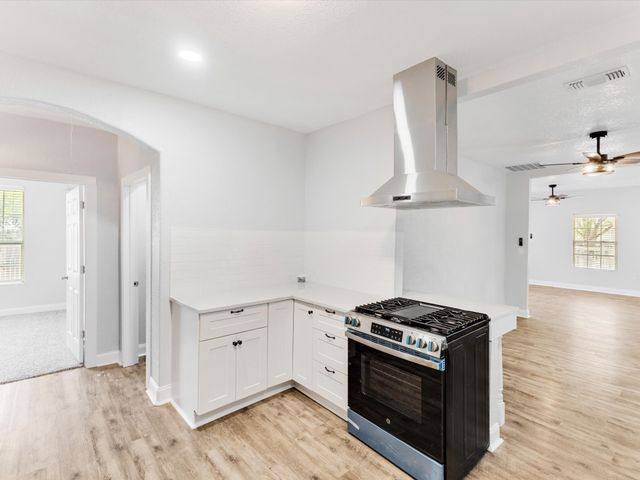 3435 Avenue M, Fort Worth, TX 76105