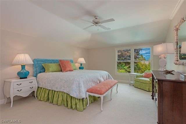 263 N Lake DR, Naples, FL 34102