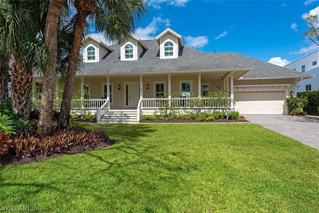 263 N Lake DR, Naples, FL 34102