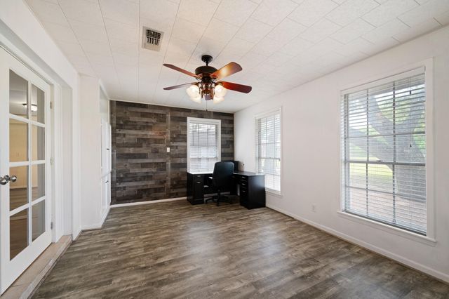 13926 Fm 442 Road, Needville, TX 77461
