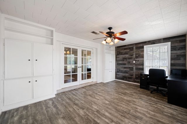 13926 Fm 442 Road, Needville, TX 77461