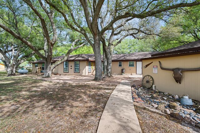 13926 Fm 442 Road, Needville, TX 77461