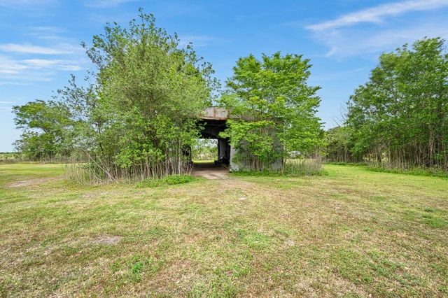 13926 Fm 442 Road, Needville, TX 77461