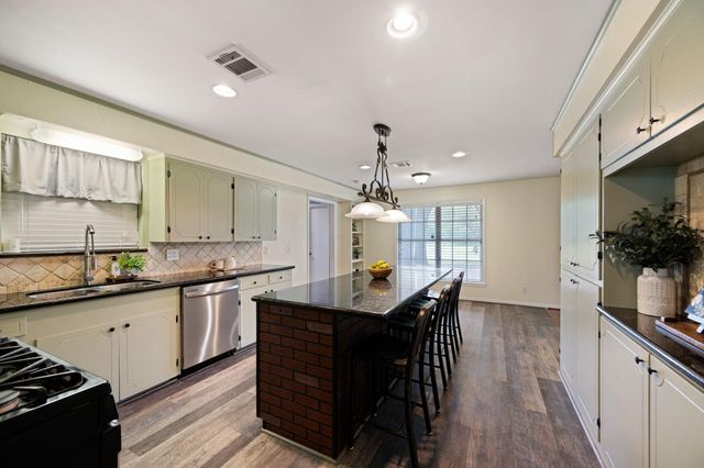 13926 Fm 442 Road, Needville, TX 77461