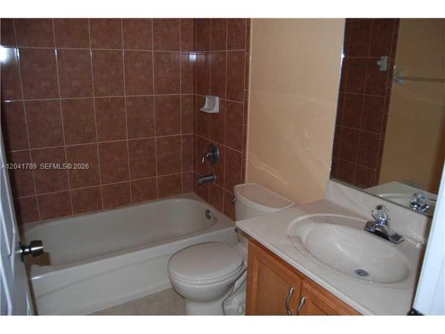 12080 SW 268th St 24, Homestead, FL 33032