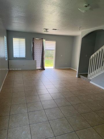 12080 SW 268th St 24, Homestead, FL 33032