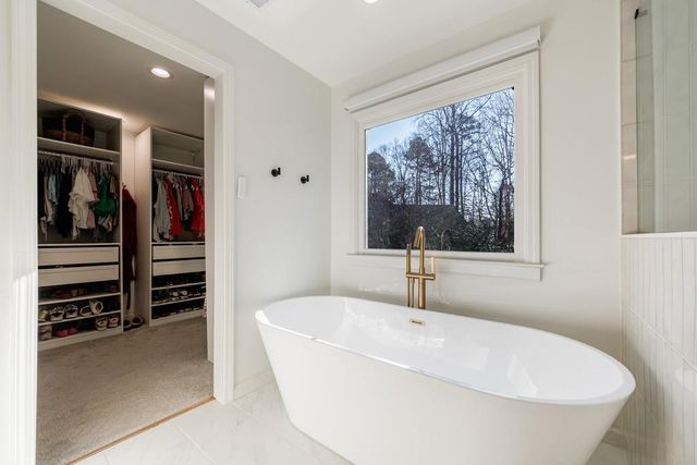 6417 Rosecommon Drive, Peachtree Corners, GA 30092