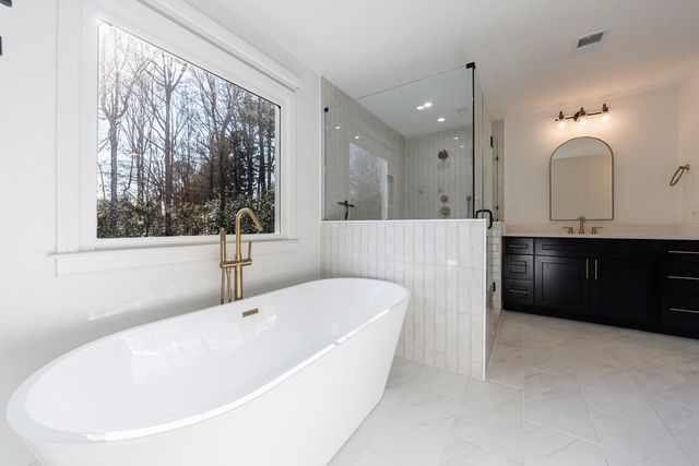 6417 Rosecommon Drive, Peachtree Corners, GA 30092