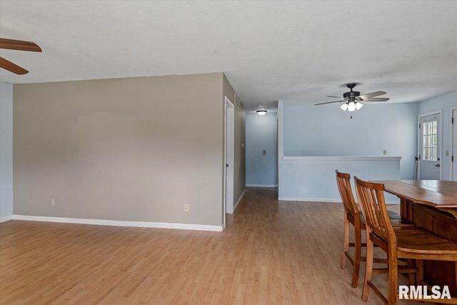 1524 Maureen Court, Springfield, IL 62702