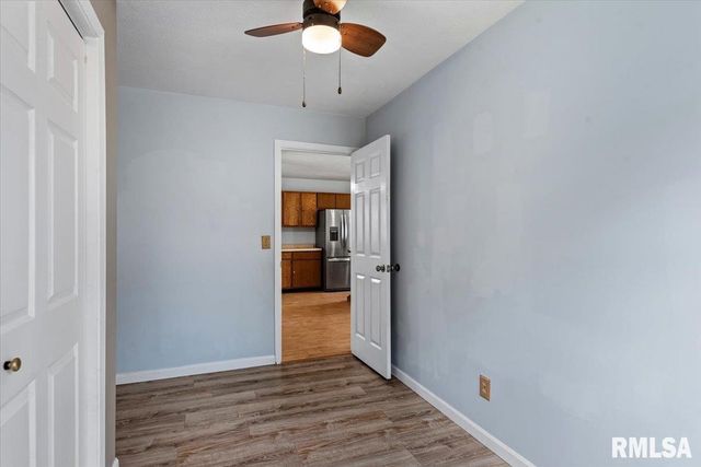 1524 Maureen Court, Springfield, IL 62702