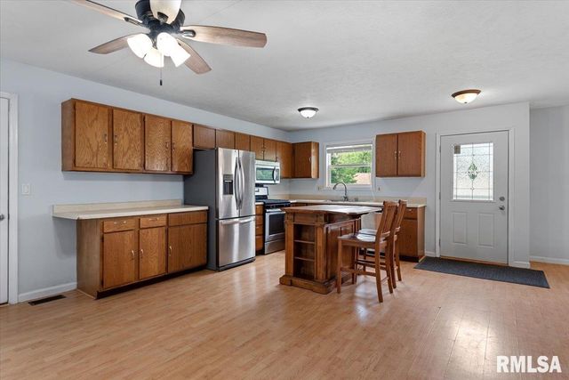 1524 Maureen Court, Springfield, IL 62702