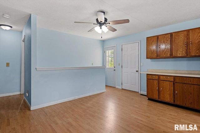 1524 Maureen Court, Springfield, IL 62702