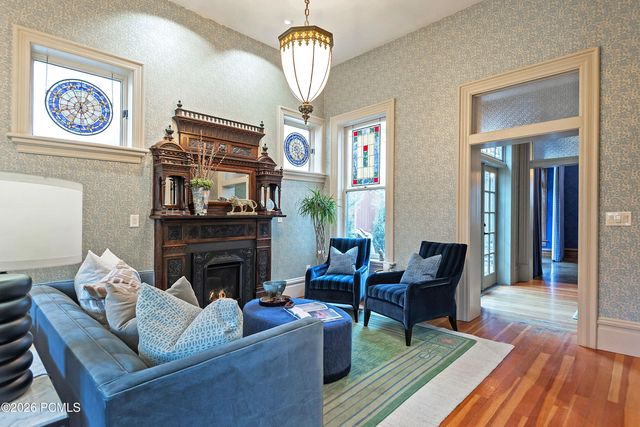 367 E 3rd Avenue, Salt Lake City, UT 84103