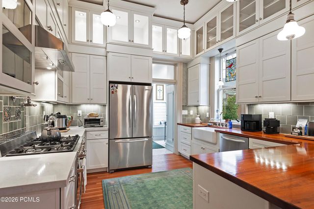 367 E 3rd Avenue, Salt Lake City, UT 84103