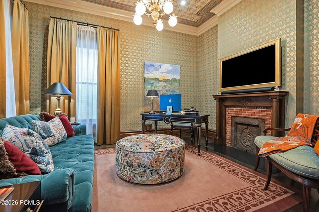 367 E 3rd Avenue, Salt Lake City, UT 84103