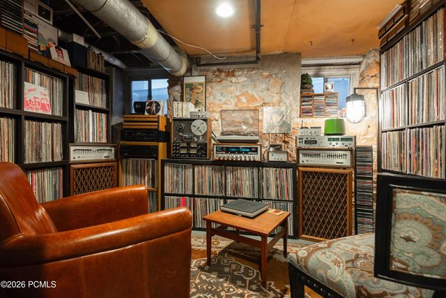 367 E 3rd Avenue, Salt Lake City, UT 84103