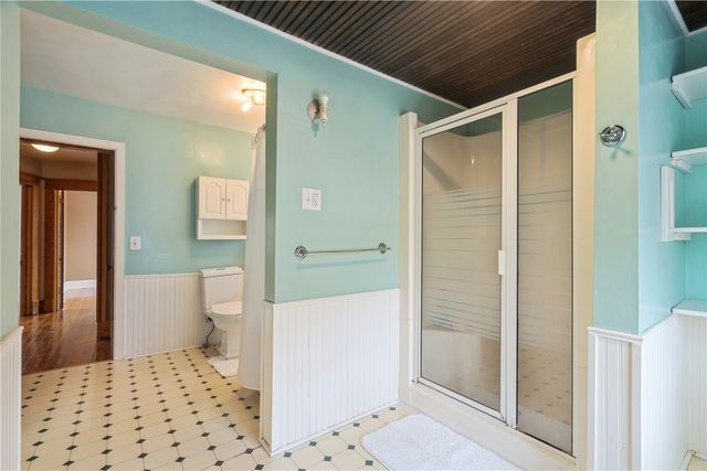 226 Johnson Ave, Cedar Rapids, IA 52405